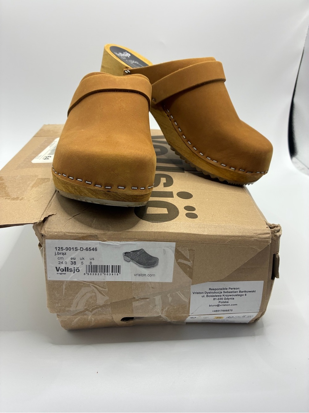 Vollsjo Swedish Women’s Tan Suede Clogs - EU38 US8